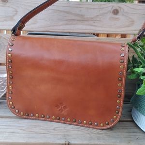 PATRICIA NASH  STUDDED LEATHER MESSENGER BAG GUC